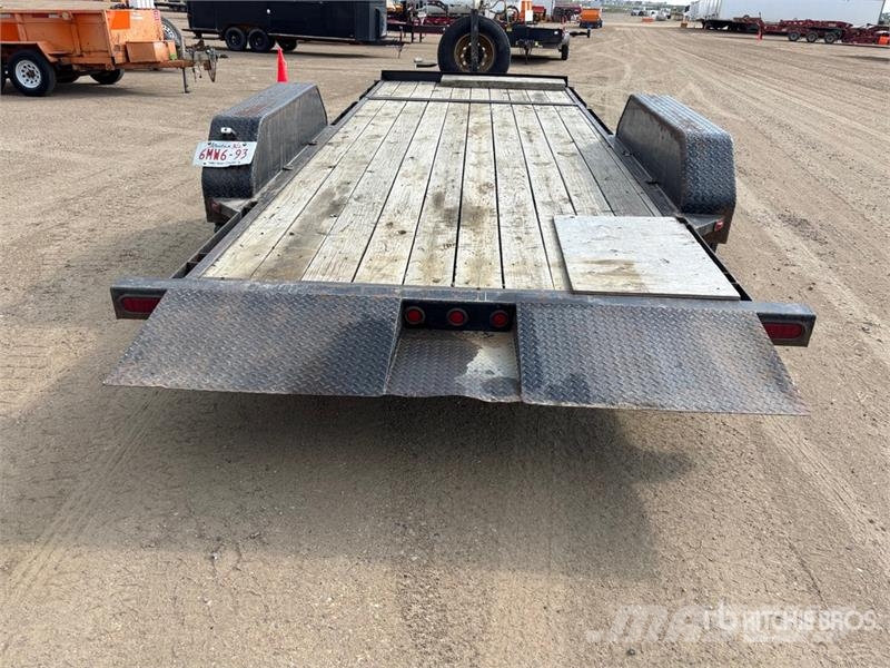 Titan 20 ft T/A Tilt Deck Trailer Низькорамні причепи