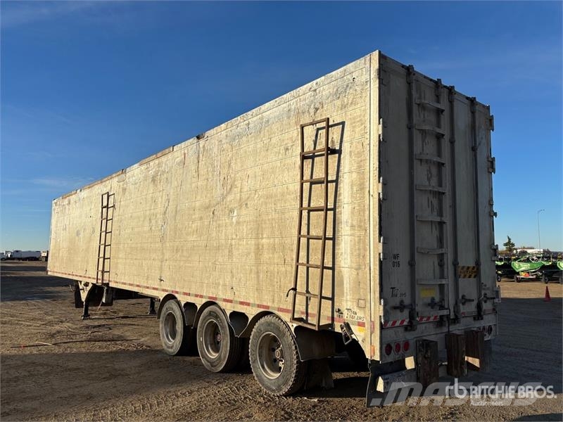 Titan 53 ft x 102 in Tri/A Moving Floor Open-Top Chip Tr Prikolice za piljevinu