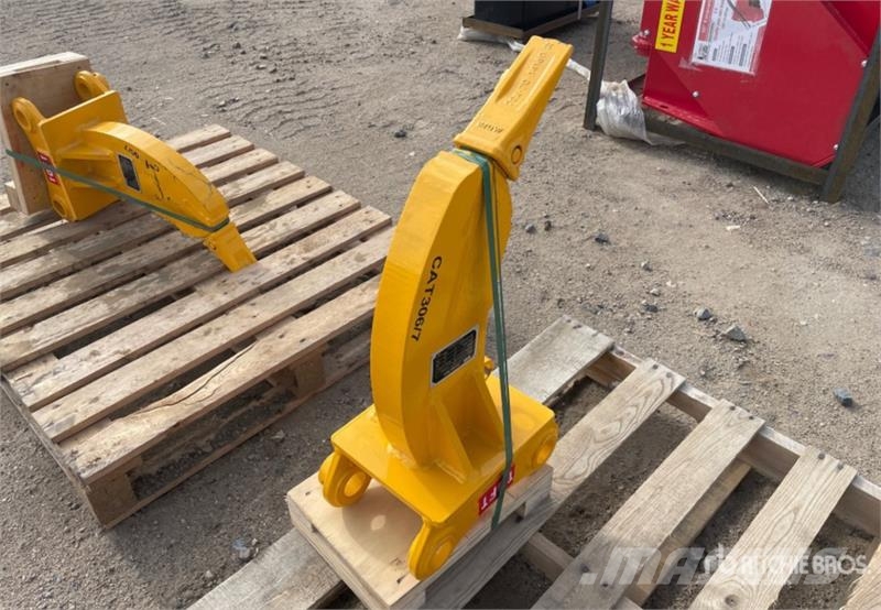 TOFT 04ER Excavator Ripper - Fits Cat 305 / 4 - 8 Spulchniarki