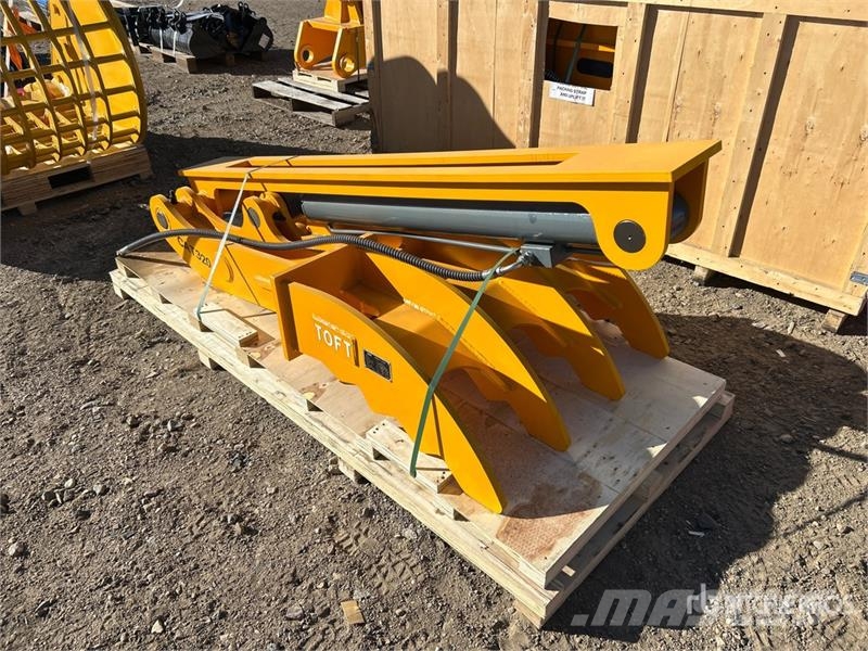 TOFT 08T Excavator Thumb - Fits Cat 320 / 20 - 25 バケット