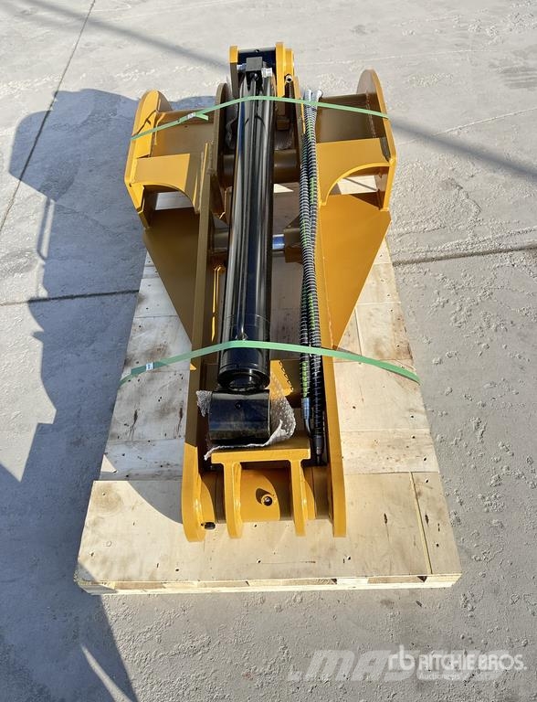 TOFT 08T Excavator Thumb - Fits Cat 320 / 20 - 25 Kašike / Korpe