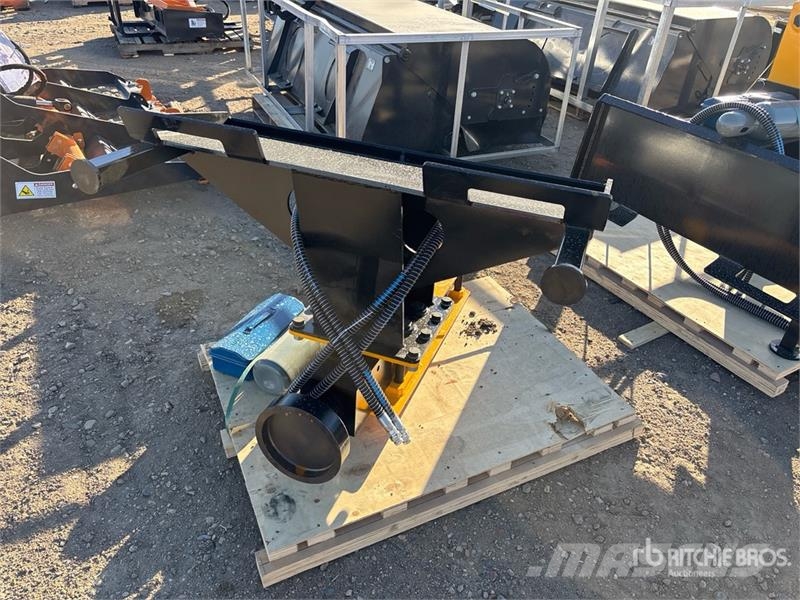  TOFT 750 Skid Steer Post Driver (Unused) Zäune und Zubehör