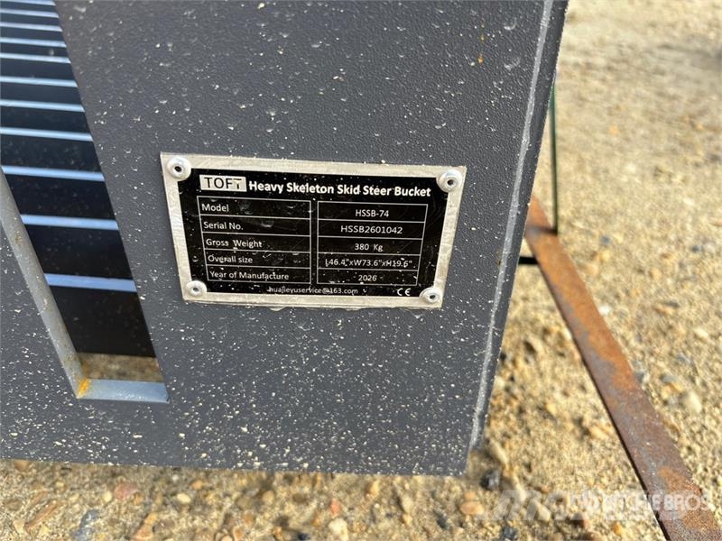TOFT HSSB-74 74 in Skeleton Skid Steer Bucket (Unu Godet