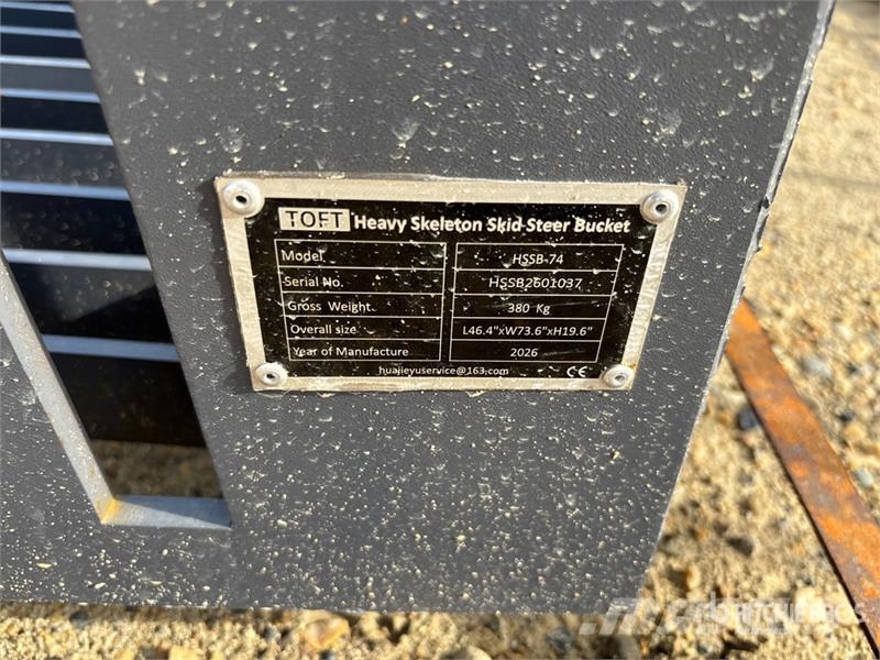 TOFT HSSB-74 74 in Skeleton Skid Steer Bucket (Unu Godet
