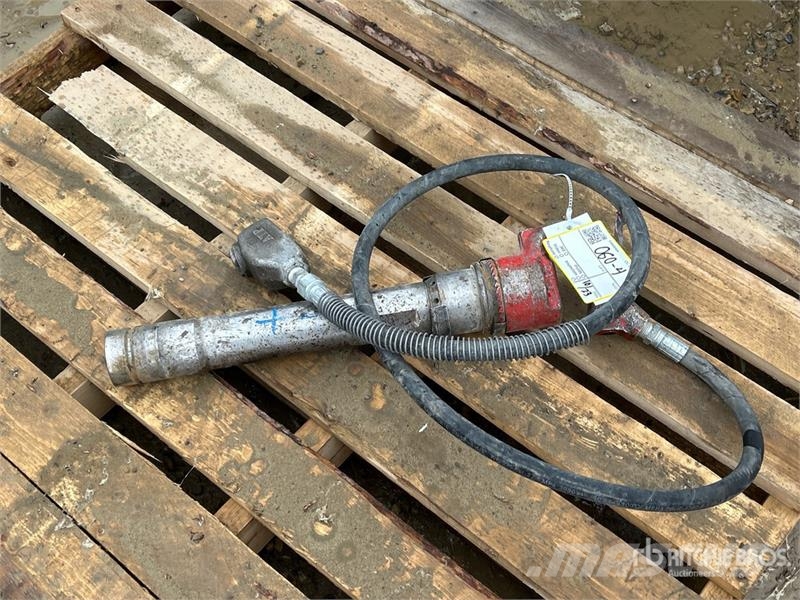 Toku B110 Pneumatic Rivet Buster Ostale komponente za građevinarstvo