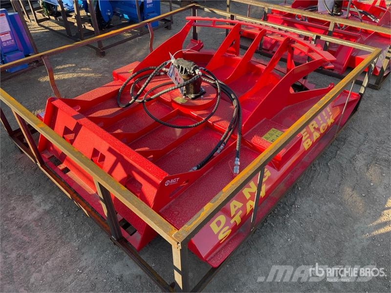  Top Cat Cat HDRC 72 in Skid Steer Brush Cutter (Un Cortadores de relva montados e rebocados
