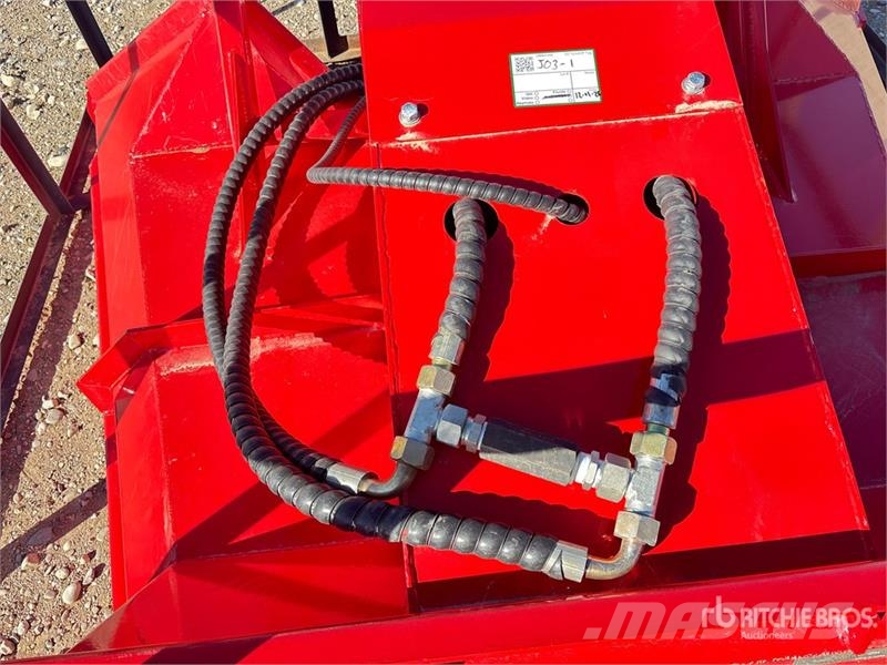  Top Cat Cat SSDFM60 60 in Skid Steer Mulcher (Unus ماكينات تقطيع أخشاب الحراجة
