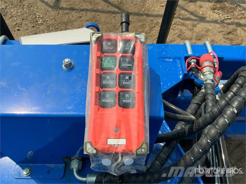  Top Cat Cat SSSCR72 45 in Skid Steer Power Rake (U Raker og høyvendere