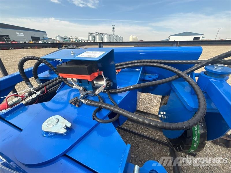 Top Cat Cat SSSCR72 72 in Skid Steer Power Rake (U Rakes and tedders