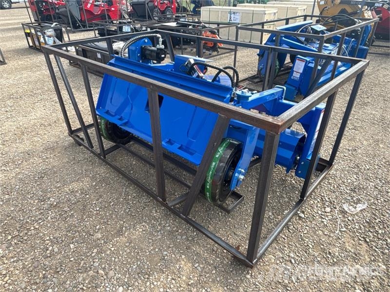 Top Cat Cat SSSCR72 72 in Skid Steer Power Rake (U Rakes and tedders
