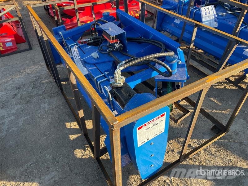 Top Cat Cat SSSCR72 72 in Skid Steer Power Rake (U Ancinhos e espalhadores de feno