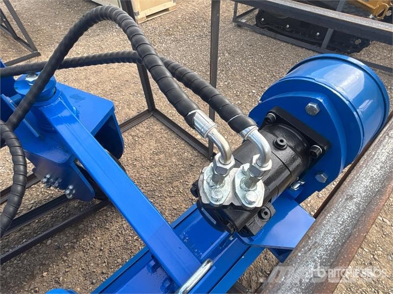 Top Cat Cat SSSCR72 72 in Skid Steer Power Rake (U Rakes and tedders
