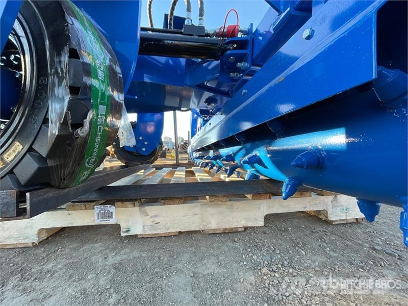 Top Cat Cat SSSCR72 72 in Skid Steer Power Rake (U Ancinhos e espalhadores de feno