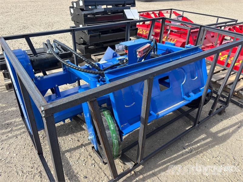 Top Cat Cat SSSCR72 72 in Skid Steer Power Rake (U Obracače a zhrabovače sena