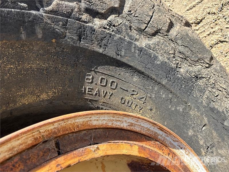 Toreq 16 4 Tire Hydraulic Pull Scraper Скреперы