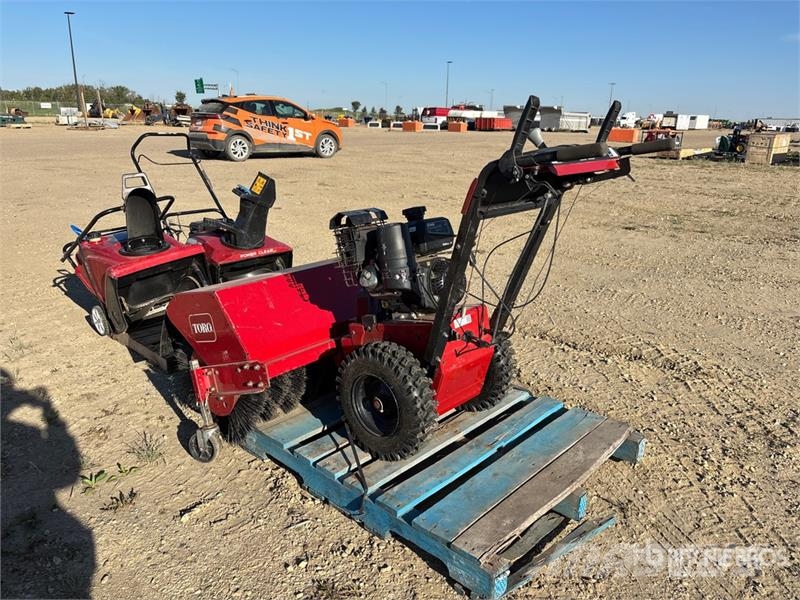 Toro 38701 Power Broom كناسات