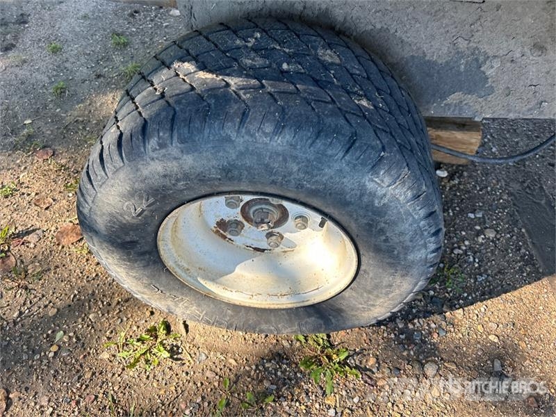 Toro 4x2 Utility Vehicle (Inoperable) Kommunaalteenuste tehnika