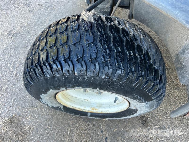 Toro 4x2 Utility Vehicle (Inoperable) Kommunaalteenuste tehnika