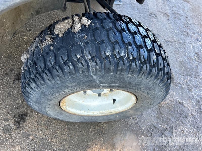 Toro 4x2 Utility Vehicle (Inoperable) Kommunaalteenuste tehnika
