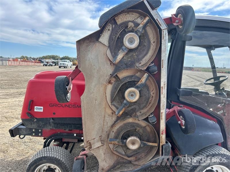 Toro Groundsmaster 5910 4x2 Ride-On Lawn Mower ركوب الحشائش