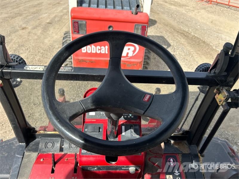 Toro Groundsmaster 5910 4x2 Ride-On Lawn Mower ركوب الحشائش