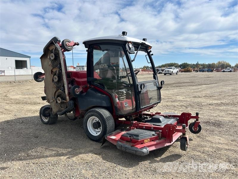 Toro Groundsmaster 5910 4x2 Ride-On Lawn Mower ركوب الحشائش