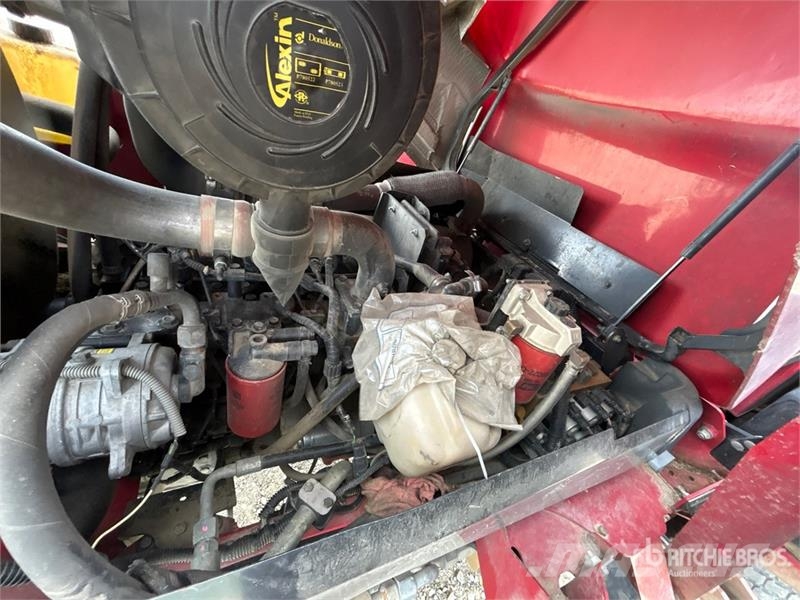 Toro Groundsmaster 5910 4x2 Ride-On Lawn Mower ركوب الحشائش