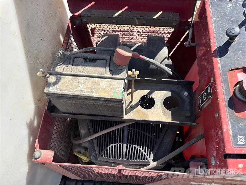 Toro MBTX2500 Stand-On Mini Concrete Buggy ملحقات خرسانة