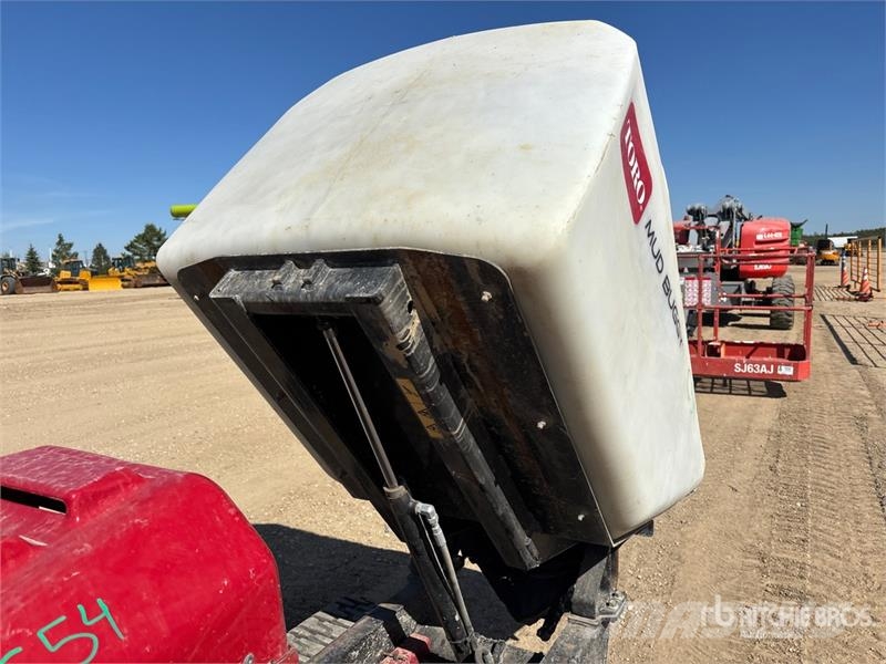 Toro MBTX2500 Stand-On Mini Concrete Buggy ملحقات خرسانة