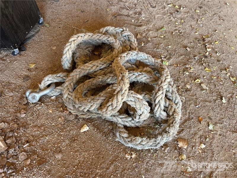  Tow Rope & Shackles مكونات أخرى