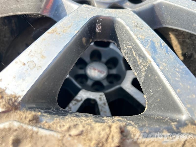 Toyo of (4) Toyo 275/55R20 Tires الإطارات والعجلات والحافات