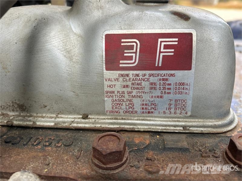 Toyota 02-5FG45 15950 lb Pneumatic Tire Forklift Wózki widłowe inne