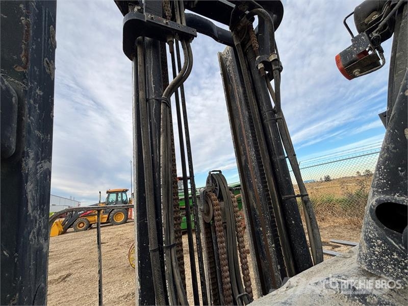 Toyota 3950 lb Pneumatic Tire Forklift (Inoperable) Další
