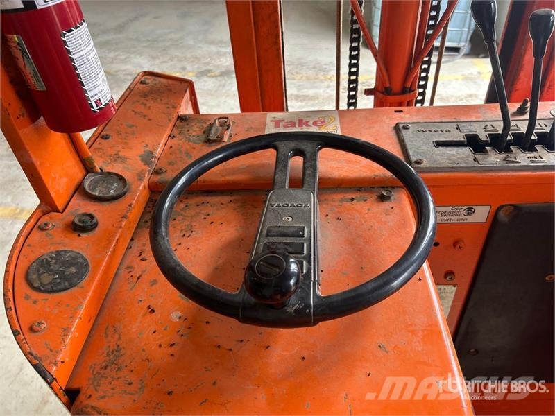 Toyota 3FBR13 Built in Charger Electric Forklift Electric forklifts