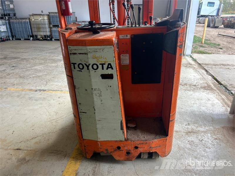 Toyota 3FBR13 Reach Truck Electric forklifts