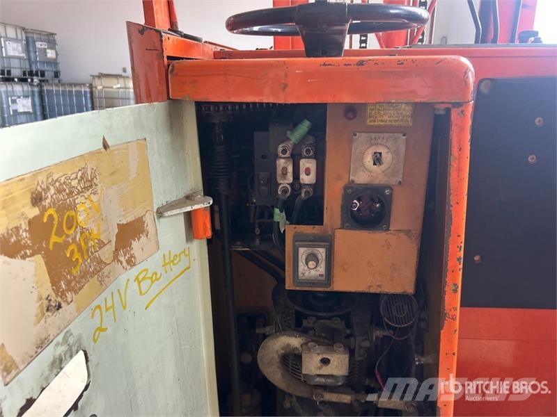 Toyota 3FBR13 Reach Truck Electric forklifts
