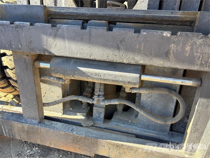 Toyota 52-6FG35 7300 lb Pneumatic Tire Forklift Інше