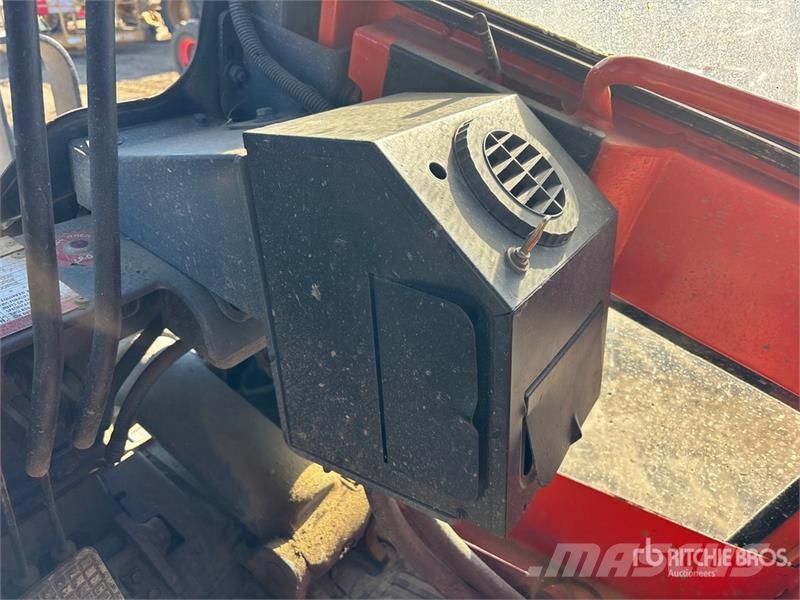 Toyota 52-6FG35 7300 lb Pneumatic Tire Forklift Інше