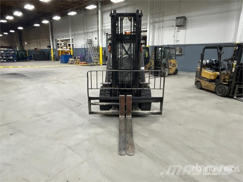 Toyota 52-6FG40 8350 lb Forklift Інше