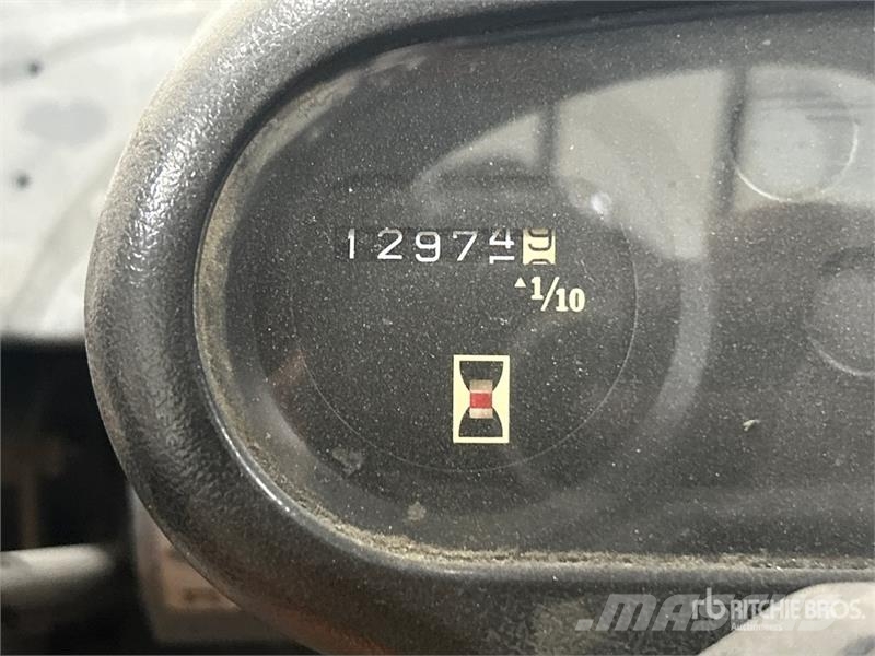 Toyota 52-6FG40 8350 lb Forklift Інше