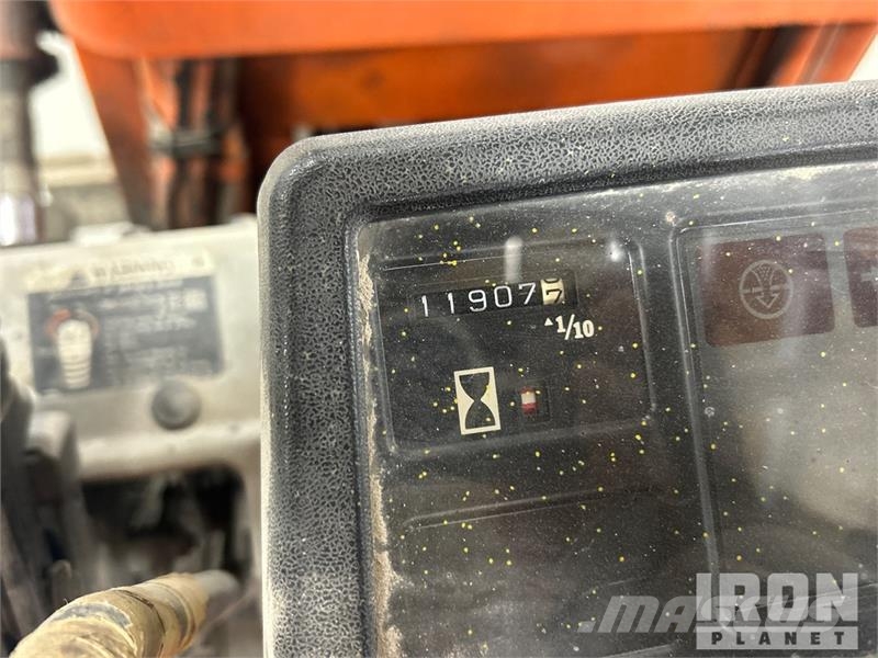 Toyota 5FGC25 5000 lb Forklift Інше