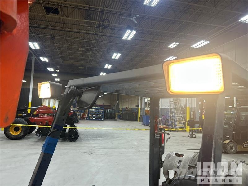 Toyota 5FGC25 5000 lb Forklift Інше