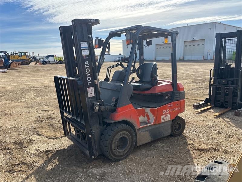 Toyota 7FBH25 Elektrische heftrucks