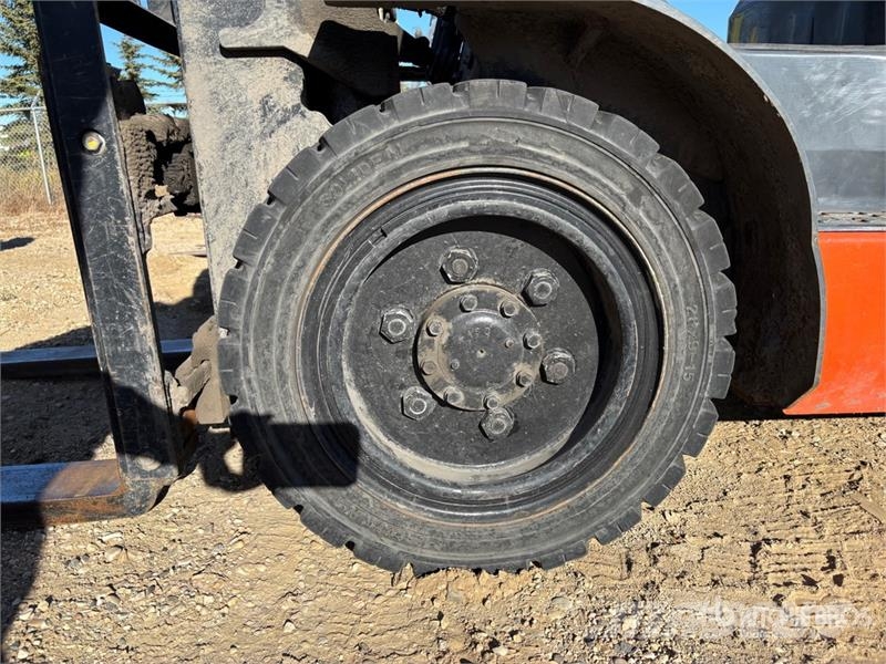Toyota 8FGU30 4200 lb Pneumatic Tire Forklift Інше