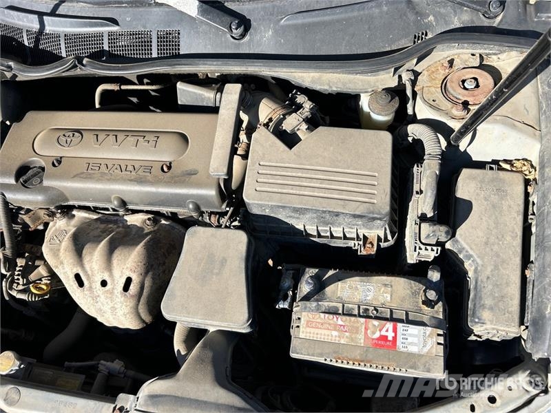Toyota Camry FWD Automobile (Inoperable) Avtomobili