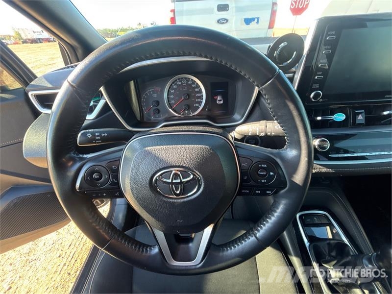 Toyota Corolla SE Automobile Auto