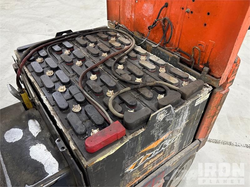 Toyota FBCU20 4000 lb Electric Forklift Электропогрузчики