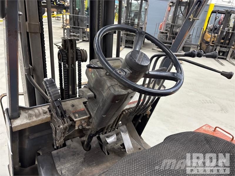 Toyota FBCU20 4000 lb Electric Forklift Электропогрузчики