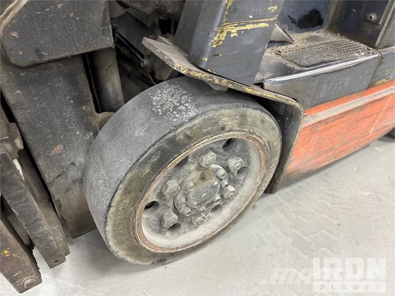 Toyota FBCU20 4000 lb Electric Forklift Электропогрузчики