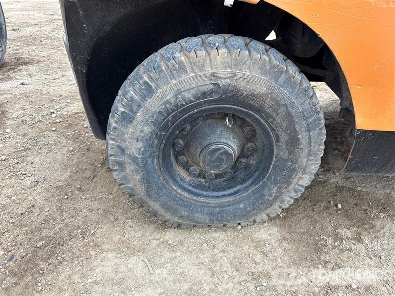Toyota Pneumatic Tire Forklift Targoncák-Egyéb